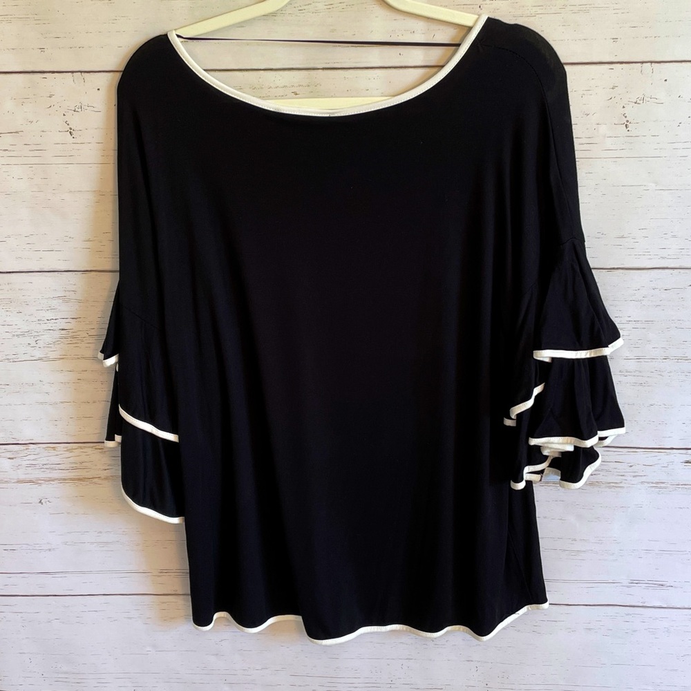 Cable & Gauge Black Ruffle-Sleeved Top with White Trim, size XL, NWT - Picture 6 of 10